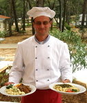 Specialità: spezzatino d´agnello con gnocchi fatti in casa / fuži (pasta fatta).